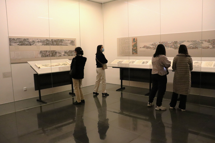 寻找诗意栖居的通路丨园林深深处，居然城市间