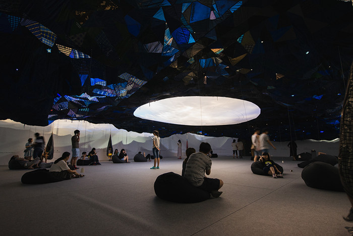 对话巴塞尔艺术展香港展会总监乐思洋：把艺术带到生活本身，构建多元文化交汇之地