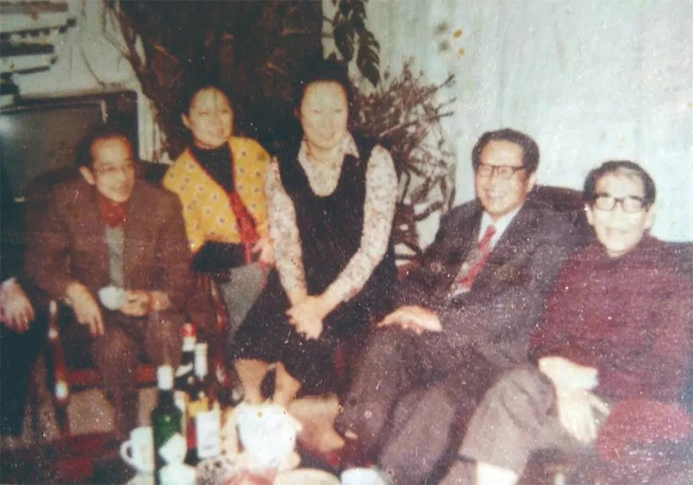 于露：朱德群的漫漫归乡路