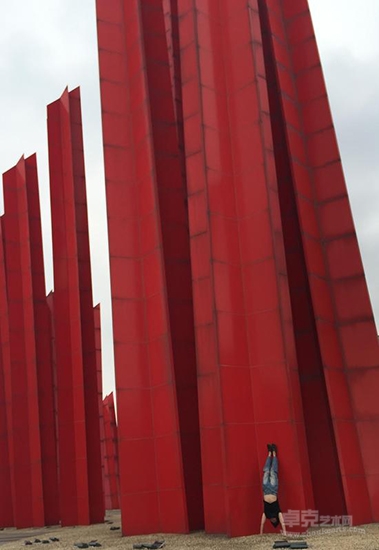 黄药：以介入的姿态赢得艺术的回归